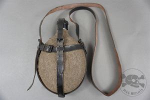 Original German WWII Matching Medical 1 Liter Canteen ESB41 Without …