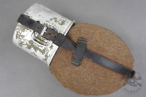 Original German WWII Non Matching .7 Liter Canteen With Cup