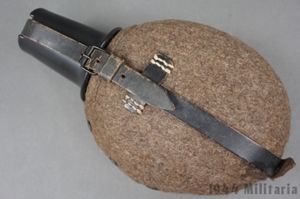 Original German WWII Mid War 1 Liter Canteen With Reproduction …