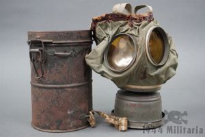 Original Imperial German WWI M1915 Gas Mask (Size 3) With …