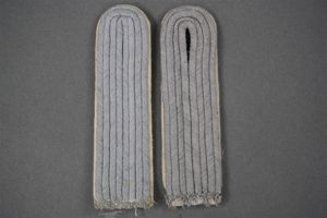 Original German WWII Heer Leutnant Infantry Officers Shoulder Boards