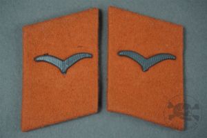 Original German WWII Luftwaffe EM/NCO Signals (Nachrichten) Collar Tabs