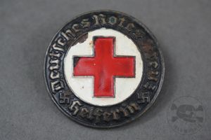 Original German WWII Deutsche Rot Kreuz Helferin Brooch
