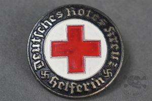 Original German WWII Deutsche Rot Kreuz Helferin Brooch