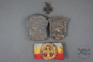 Original Pre WWI/Post WWI Rally / Events Tinnies & Badge …