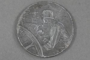 Original Third Reich Heer Medallion For Beobachtungsabteilung 7 1. Batterie