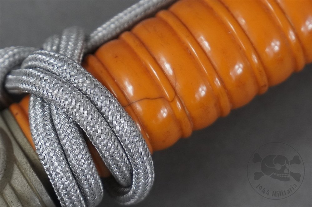 Original Third Reich Model 1938 German Red Cross (Deutsches Rotes Kreuz, DRK) Leaders' Dagger with Portepee — image 10