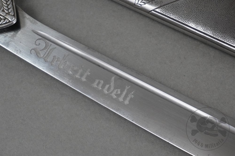 Original Third Reich Reich Leaders' Hewer by Gottlieb Hammesfahr — image 5