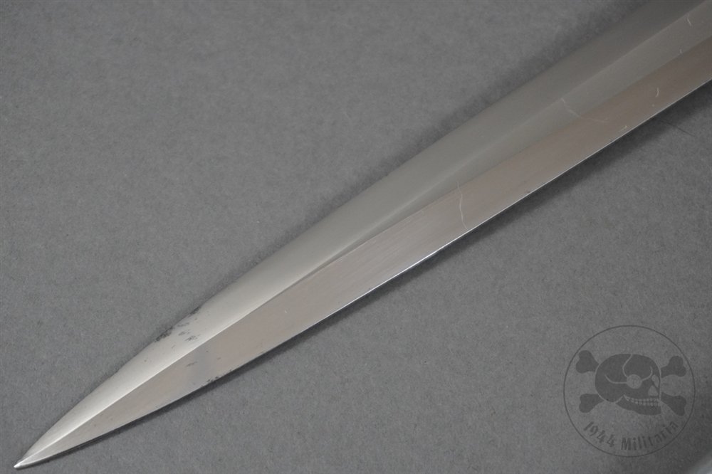 Original German WWII 1st Model Luftwaffe Dagger By Paul Weyersberg — image 5