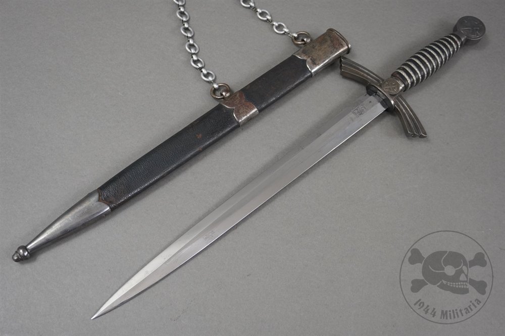 Original German WWII 1st Model Luftwaffe Dagger By Carl Eickhorn — image 11