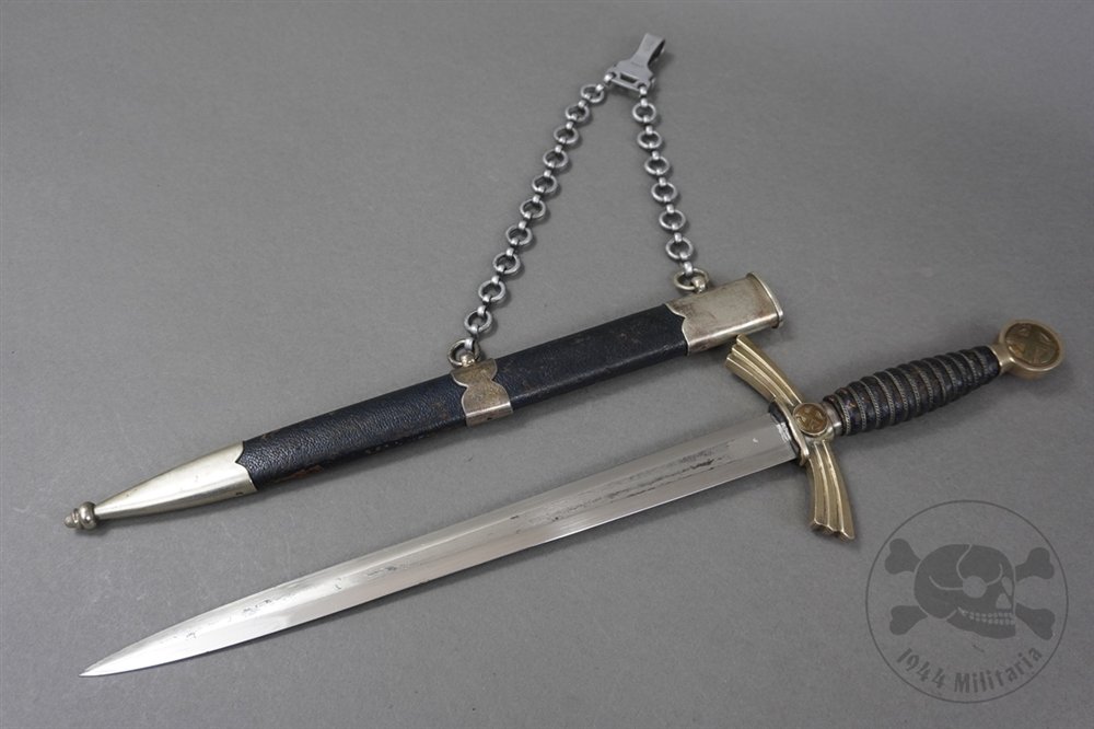 Original German WWII 1st Model Luftwaffe Dagger by David Malsch — image 12