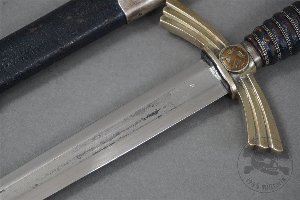 Original German WWII 1st Model Luftwaffe Dagger by David Malsch — image 16