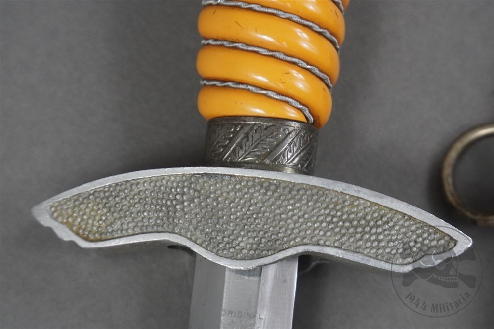 Original German WWII 2nd Model Luftwaffe Dagger By Carl Eickhorn — image 19