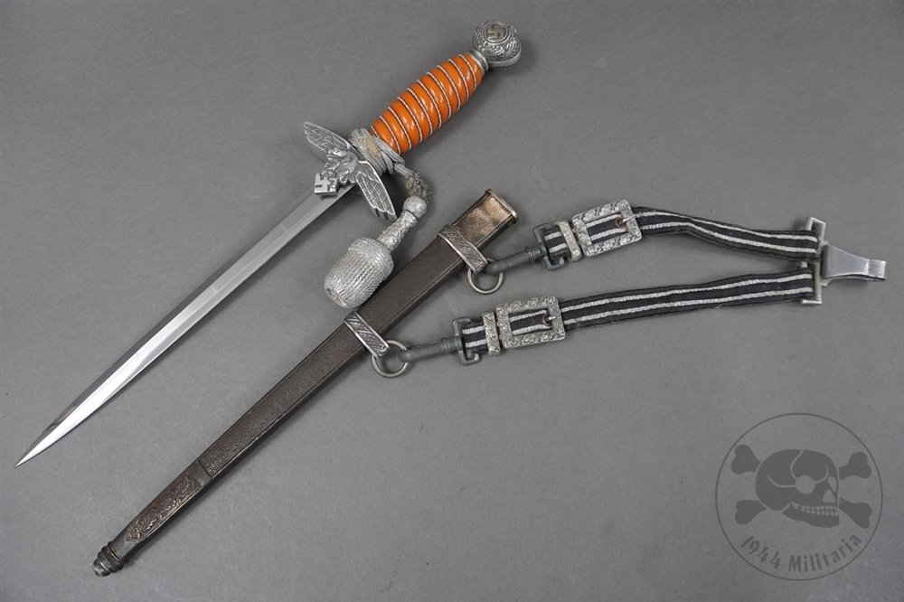 Original German WWII 2nd Model Luftwaffe Dagger By F.W. Höller With Hanger And Portepee — image 3