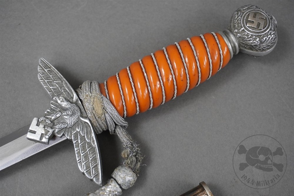 Original German WWII 2nd Model Luftwaffe Dagger By F.W. Höller With Hanger And Portepee — image 5