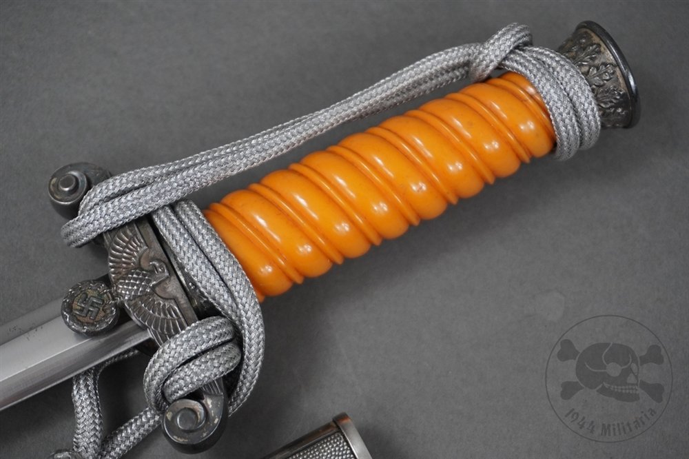 Original German WWII Heer Officer's Dagger By Carl Eickhorn With Portopee — image 7