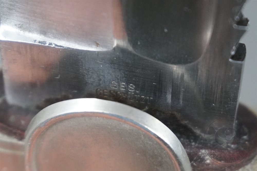 Original Third Reich Red Cross (Deutsches Rotes Kreuz, DRK) Hewer with Frog — image 13