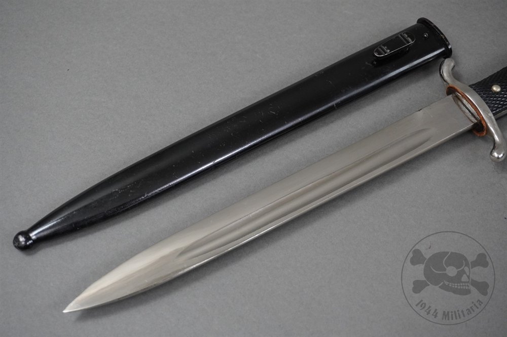 Original German WWII Fireman's (Feuerschutz) Dress Bayonet Long Model (No Maker) — image 3