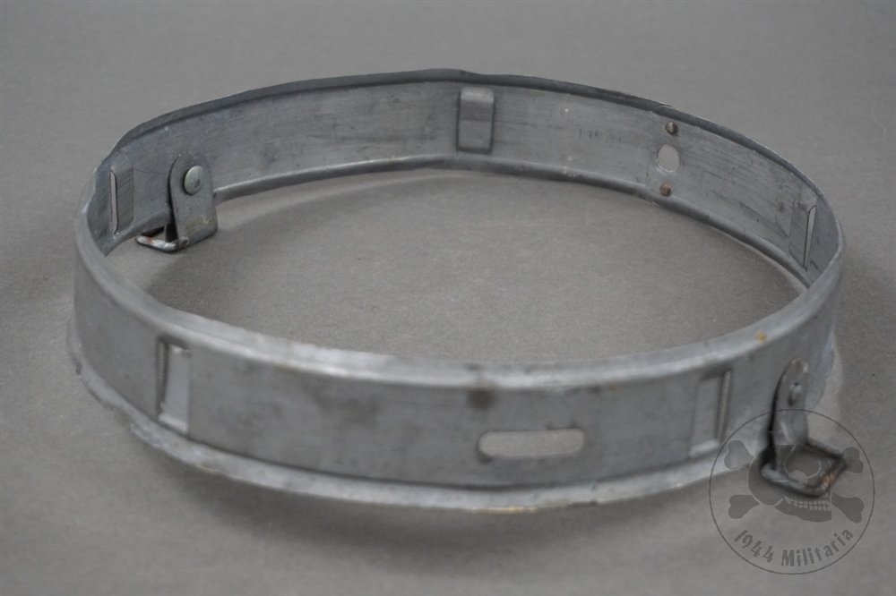 Original German WWII M31 Zinc Outer Helmet Liner Band Size 66/58 & Dated 1943 — image 2