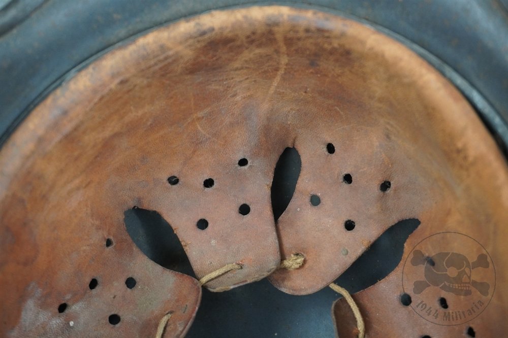 Original German WWII Luftwaffe M40 Helmet Ex-Whitewashed No Decal Q66 — image 15