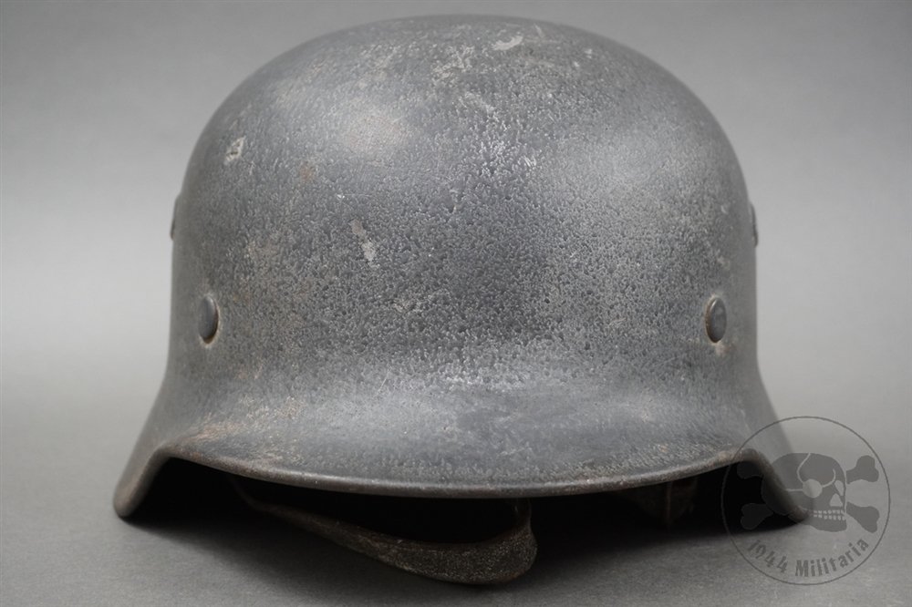 Original German WWII Luftwaffe M40 Helmet Ex-Whitewashed No Decal Q66 — image 5