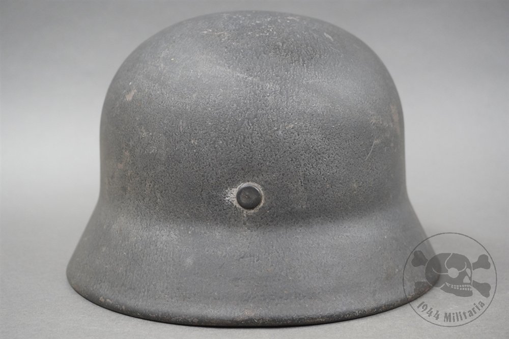 Original German WWII Luftwaffe M40 Helmet Ex-Whitewashed No Decal Q66 — image 9