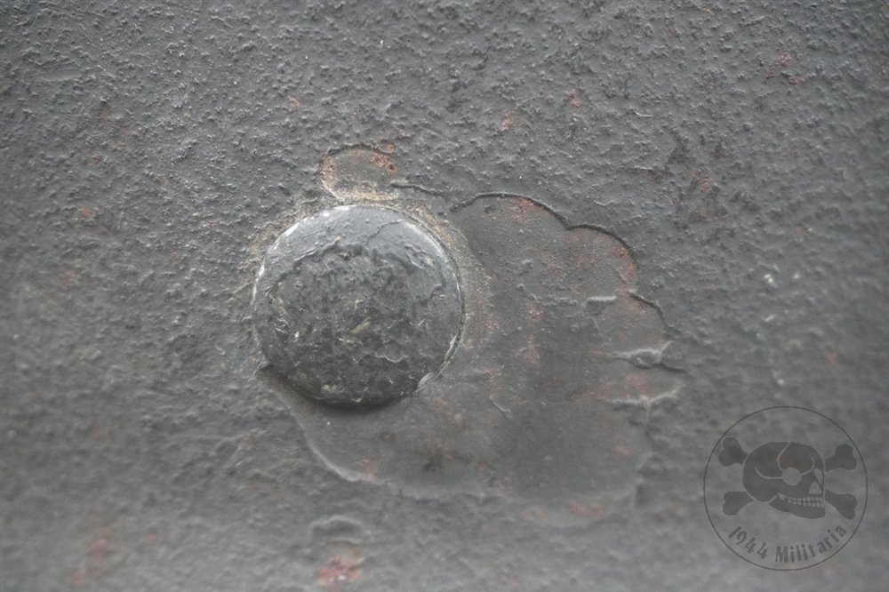 Original German WWII M35 Reissued Heer No Decal Helmet ET64 — image 10