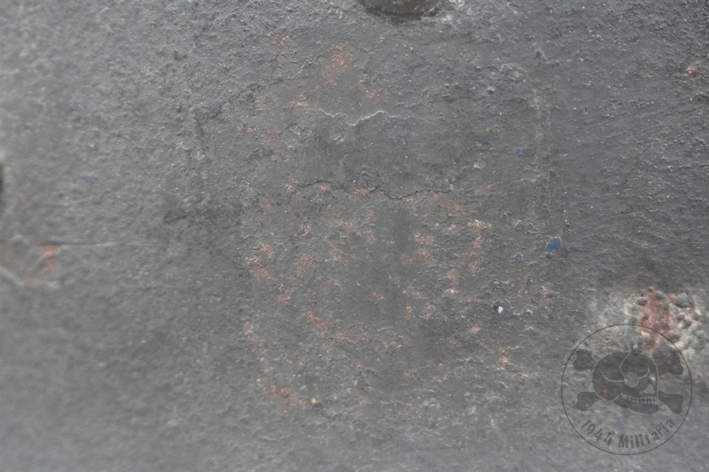 Original German WWII M35 Reissued Heer No Decal Helmet ET64 — image 3