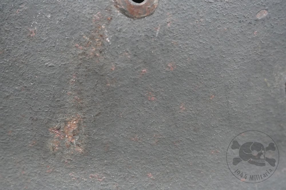 Original German WWII M35 Reissued Heer No Decal Helmet ET64 — image 7