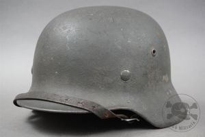 Original German WWII M35 Reissued Heer No Decal Helmet ET64