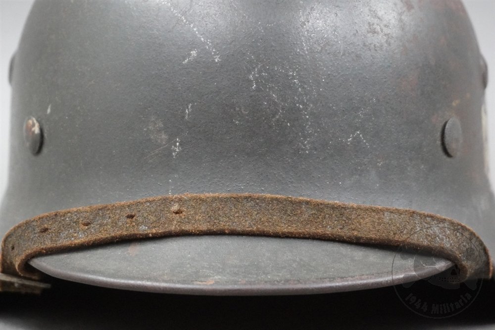 Original German WWII Heer M40 Single Decal SE64 — image 6