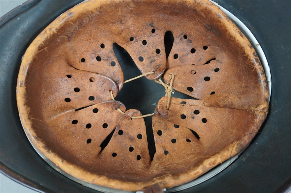 Original German WWII M35 Luftwaffe Double Decal Helmet ET66 — image 13