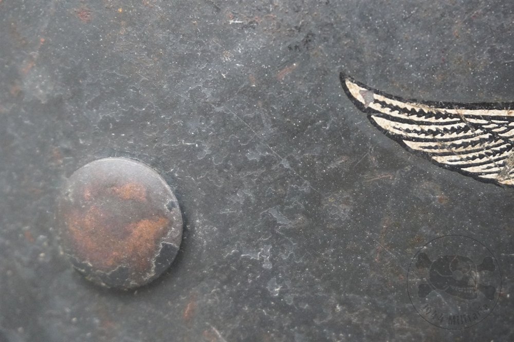 Original German WWII M35 Luftwaffe Double Decal Helmet ET66 — image 4