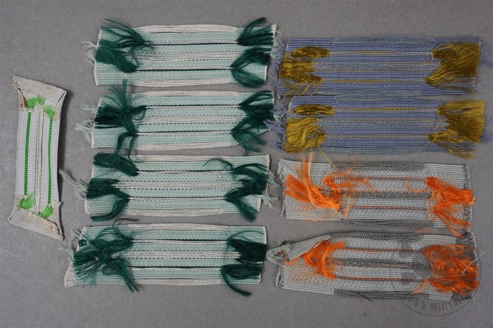 Original German WWII Lot of Unmounted Non-Matching Bevo Collar Tabs (Litzen) — image 2