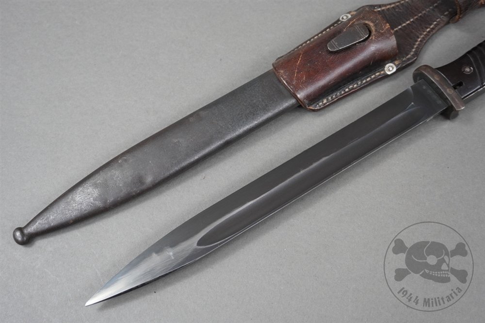 Original German WWII Non-Matching k98 Bayonet By P. Weyersberg With 1939 Frog — image 3