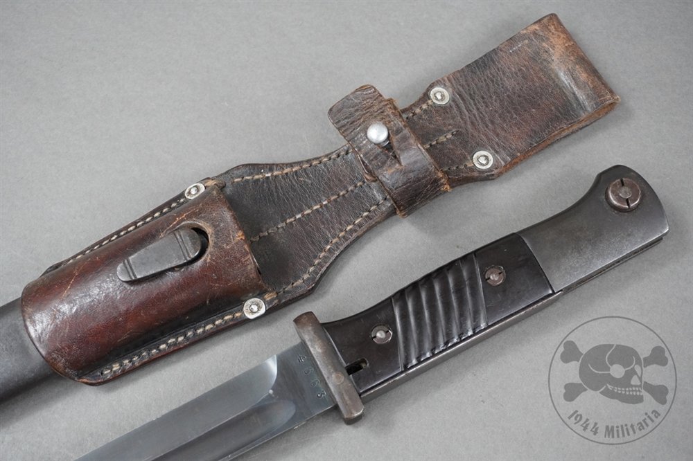 Original German WWII Non-Matching k98 Bayonet By P. Weyersberg With 1939 Frog — image 4