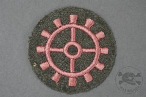 Original German WWII Motor/Panzer Mechanic 2nd Class Trade Badge