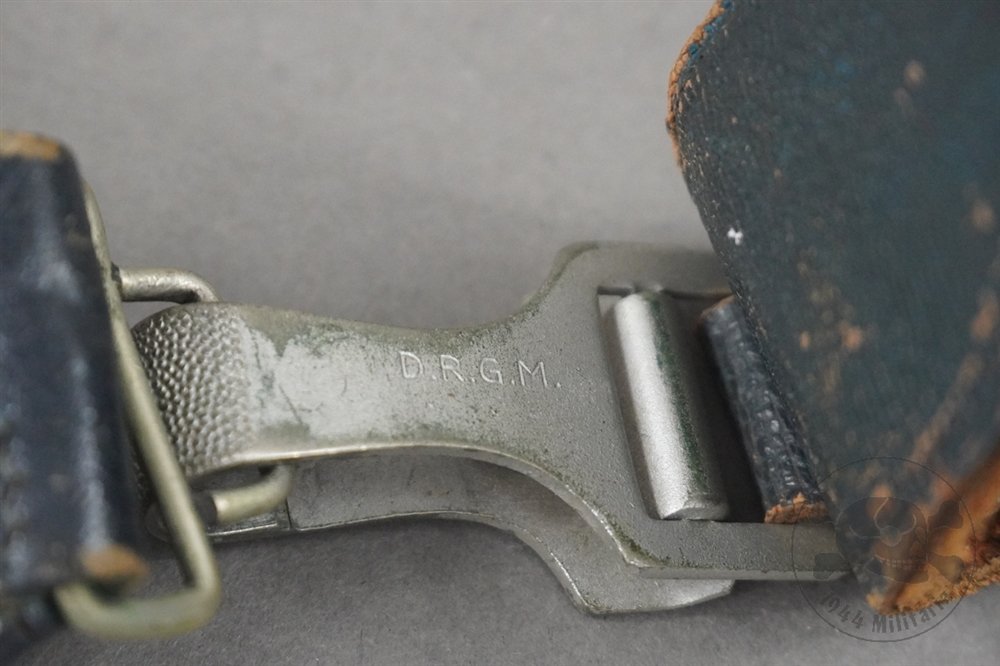 Original German WWII Luftwaffe (Air Force) Officer's Sword By Weyersberg Co. With Hanger — image 28