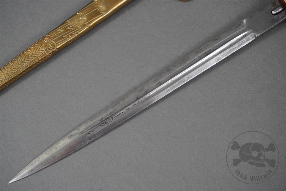Original German WWII Kriegsmarine Parts Dagger F.W. Höller — image 12