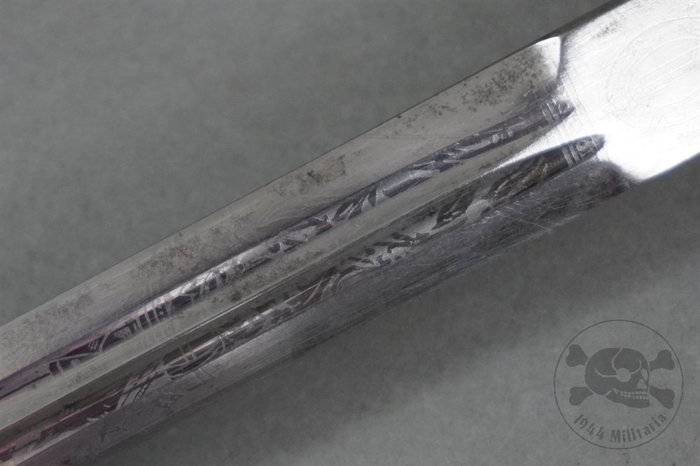 Original German WWII Kriegsmarine Parts Dagger F.W. Höller — image 16