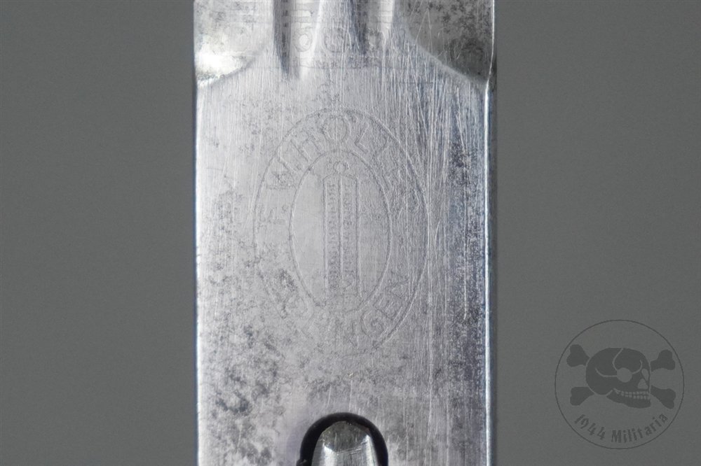 Original German WWII Kriegsmarine Parts Dagger F.W. Höller — image 17