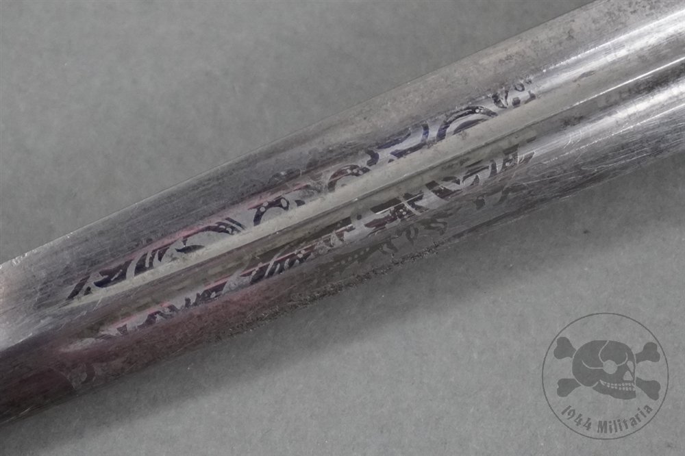 Original German WWII Kriegsmarine Parts Dagger F.W. Höller — image 4