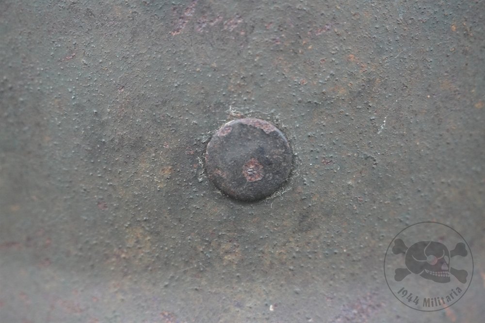 Original German WWII M42 Heer/Waffen SS No Decal Helmet Size 62 — image 10