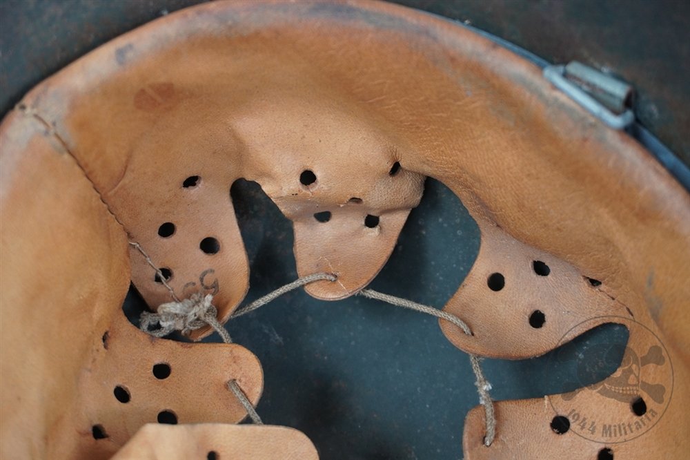 Original German WWII M42 Heer/Waffen SS No Decal Helmet Size 62 — image 15