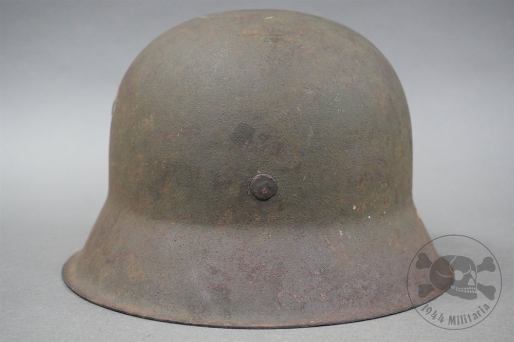 Original German WWII M42 Heer/Waffen SS No Decal Helmet Size 62 — image 9