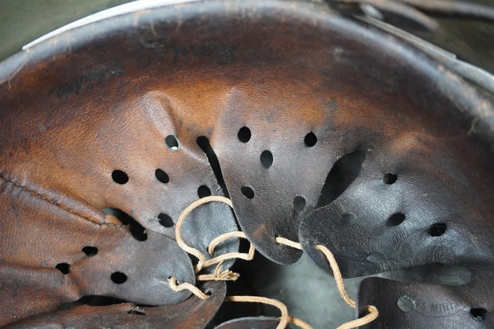 Original German WWII M35 Heer Ex-Double Decal Wood Chipped Camouflaged Helmet NS62 — image 23