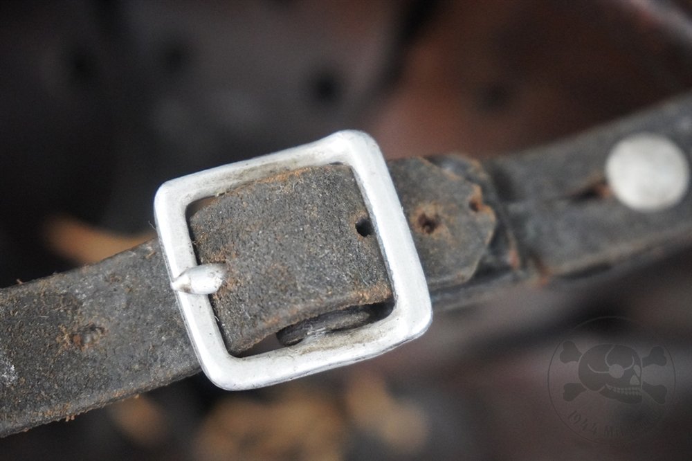 Original German WWII M35 Heer Ex-Double Decal Wood Chipped Camouflaged Helmet NS62 — image 27