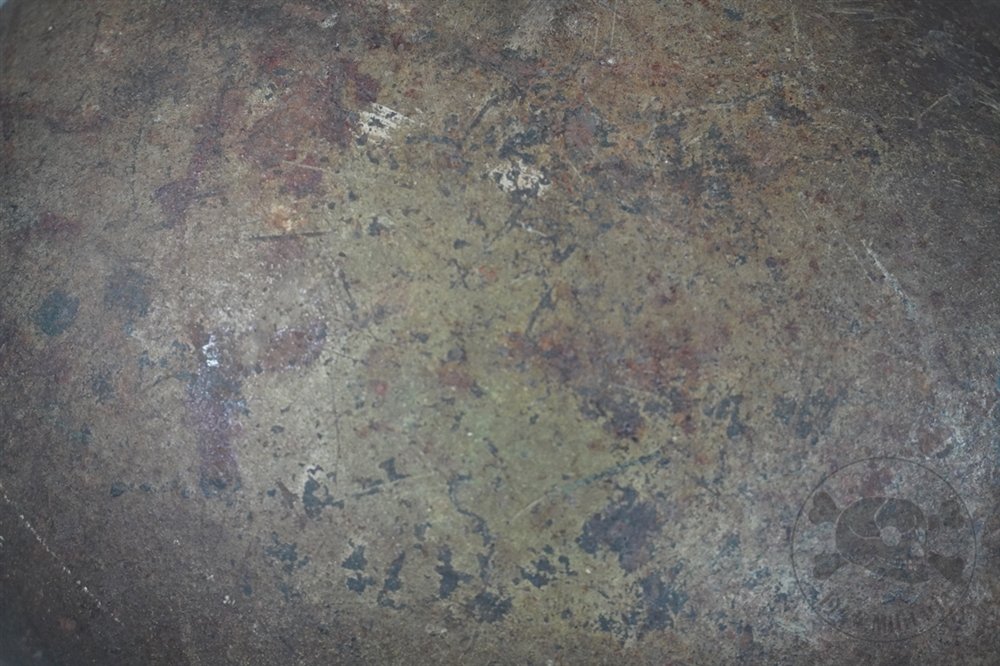 Original German WWII Luftwaffe M40 Single Decal Normandy Camouflaged Helmet Q64 — image 15