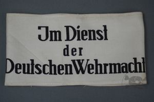 Original German WWII 'Im Dienst der Deutschen Wehrmacht' Armband - …