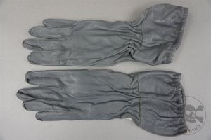 Unissued Original German WWII Fallschirmjäger (Paratrooper) Jump Gloves Size 8 …